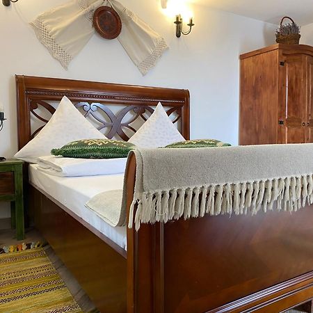 Hotel Casa Soarelui à Murighiol Extérieur photo