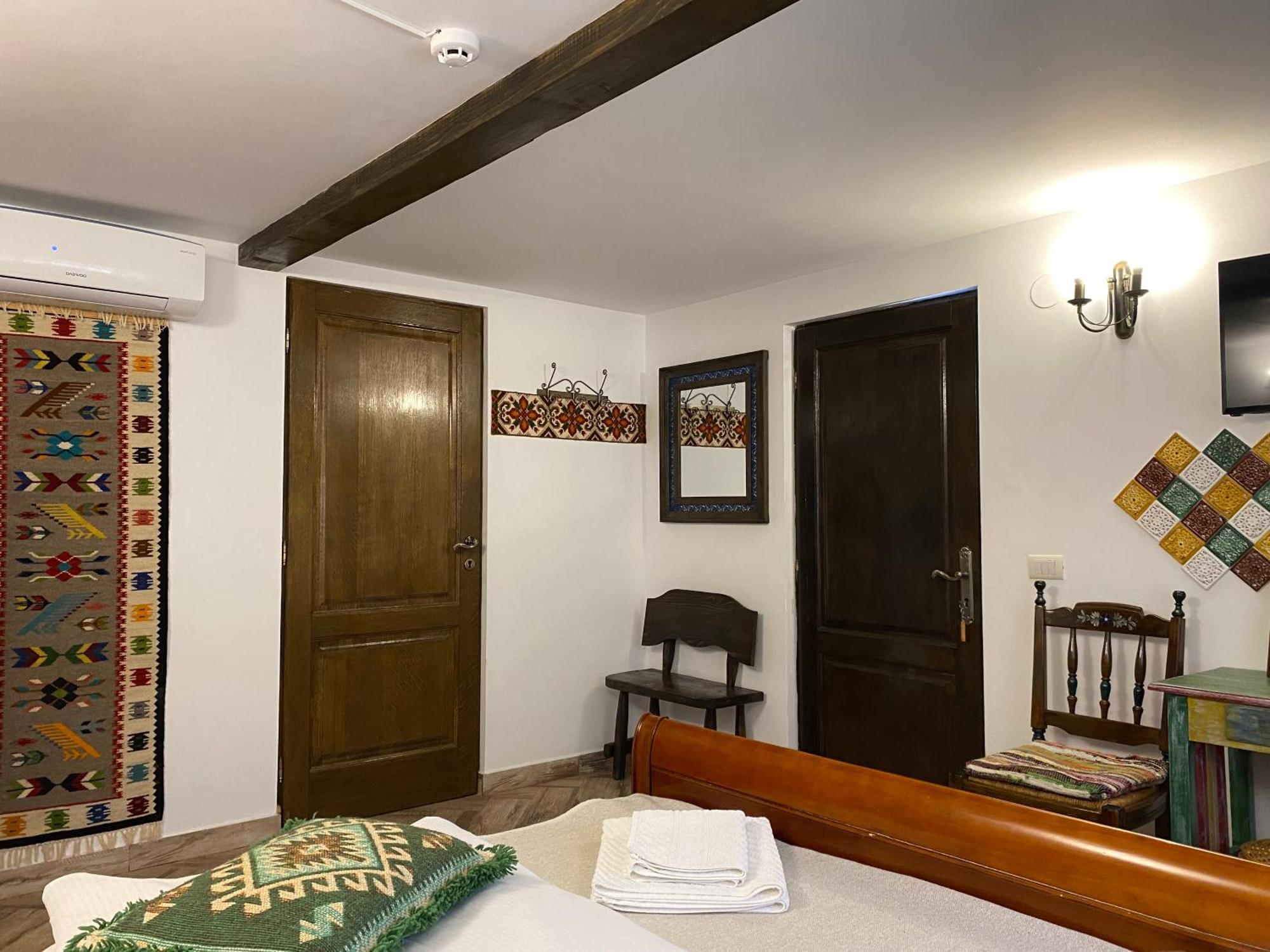 Hotel Casa Soarelui à Murighiol Extérieur photo